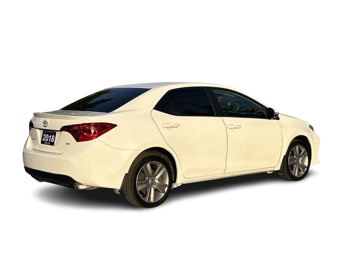 Used 2018  Toyota  image 11