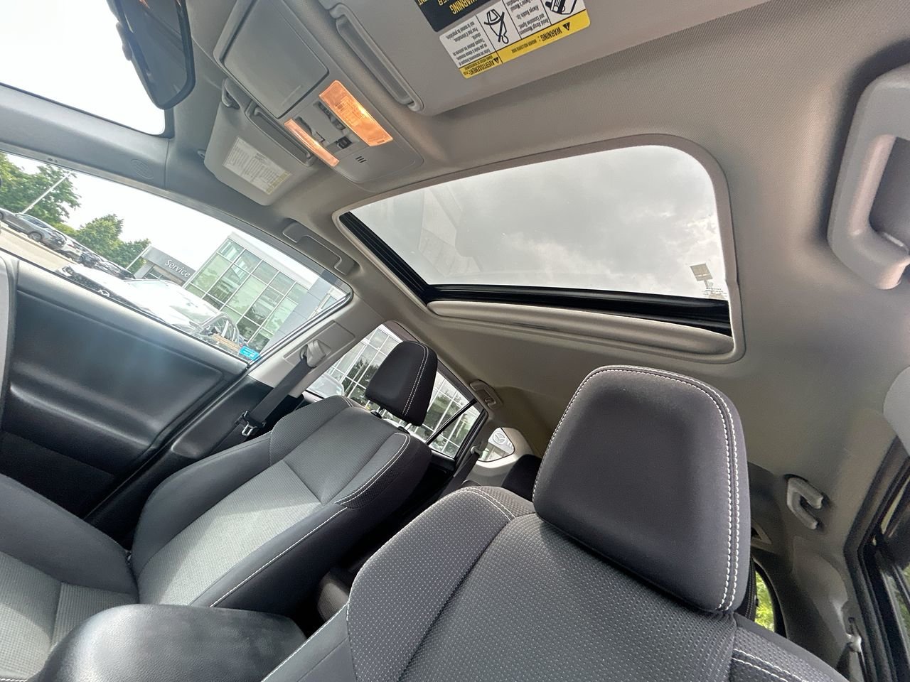 2018 Toyota RAV4 XLE, 多伦多, 全款车