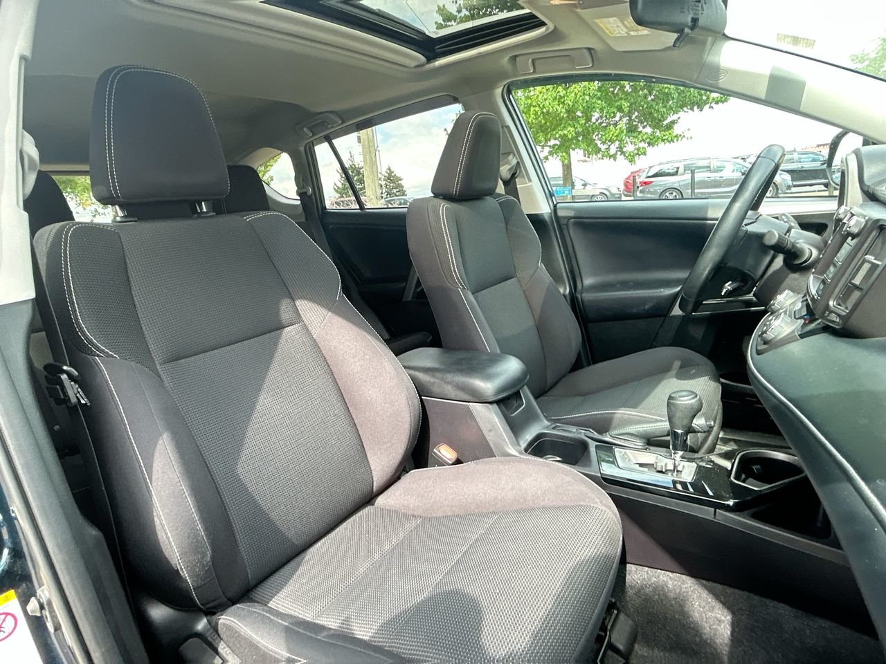 2018 Toyota RAV4 XLE, 多伦多, 全款车