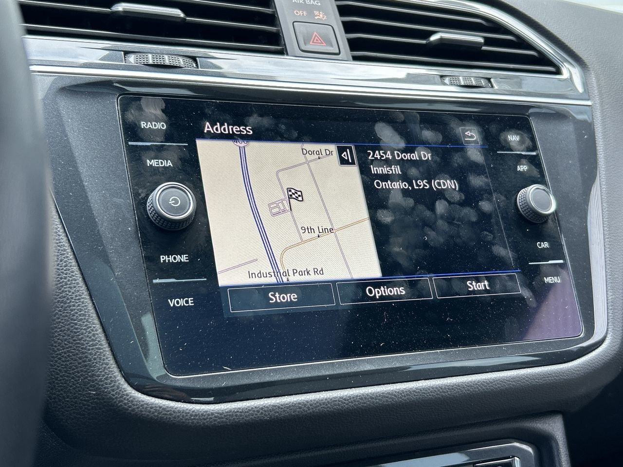 Used 2019  Volkswagen Highline image 26