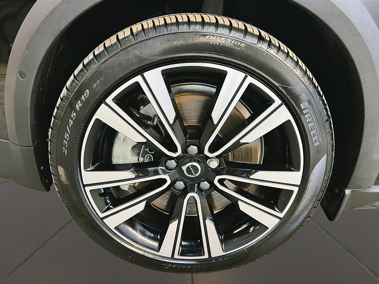 Volvo V60 B5 CROSS COUNTRY PLUS CUIR TOIT PANO NAV 4RM 2025-31