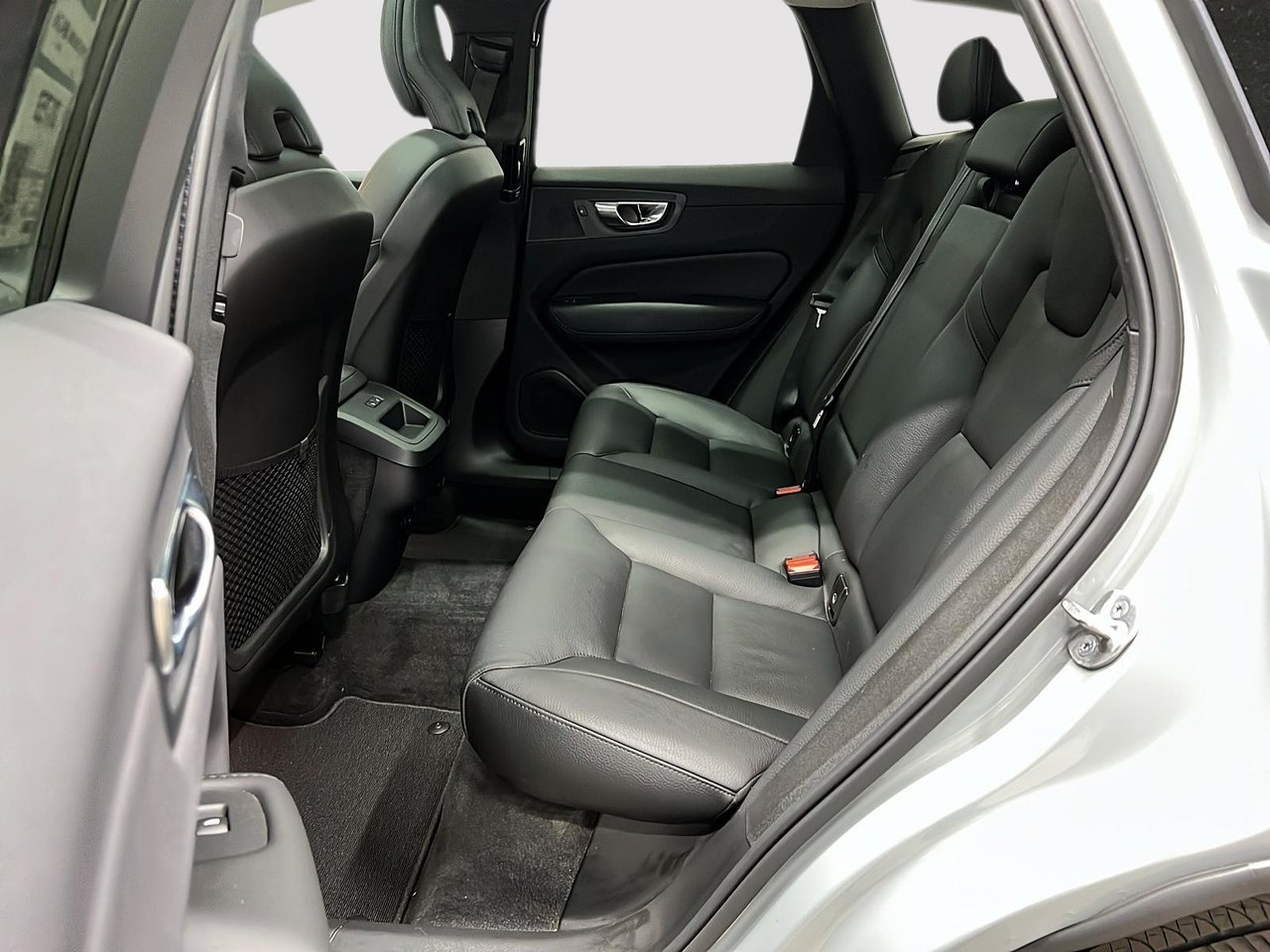2024 Volvo XC60 B5 PLUS CUIR TOIT PANO NAV 4RM-8