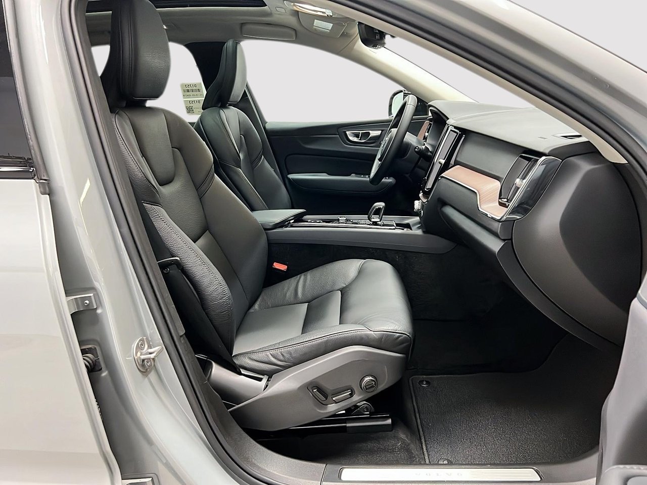 2024 Volvo XC60 B5 PLUS CUIR TOIT PANO NAV 4RM-7