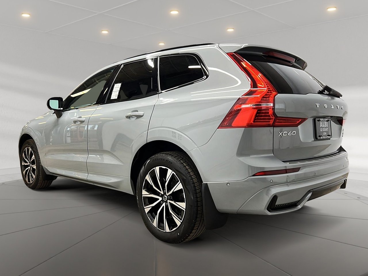 2024 Volvo XC60 B5 PLUS CUIR TOIT PANO NAV 4RM-5
