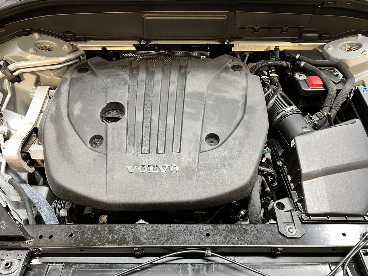 2024 Volvo XC60 B5 PLUS CUIR TOIT PANO NAV 4RM-12