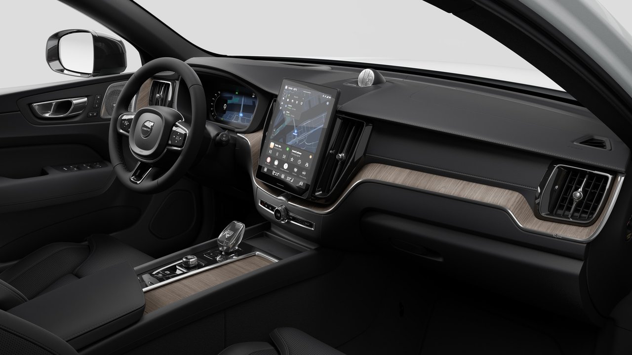 Volvo XC60 Ultra (Dark Theme) 2027-9
