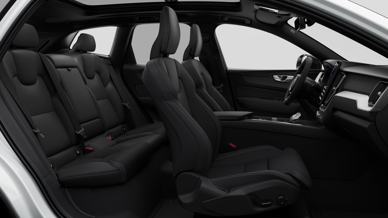 2027 Volvo XC60 B5 PLUS BLACK EDITION-12