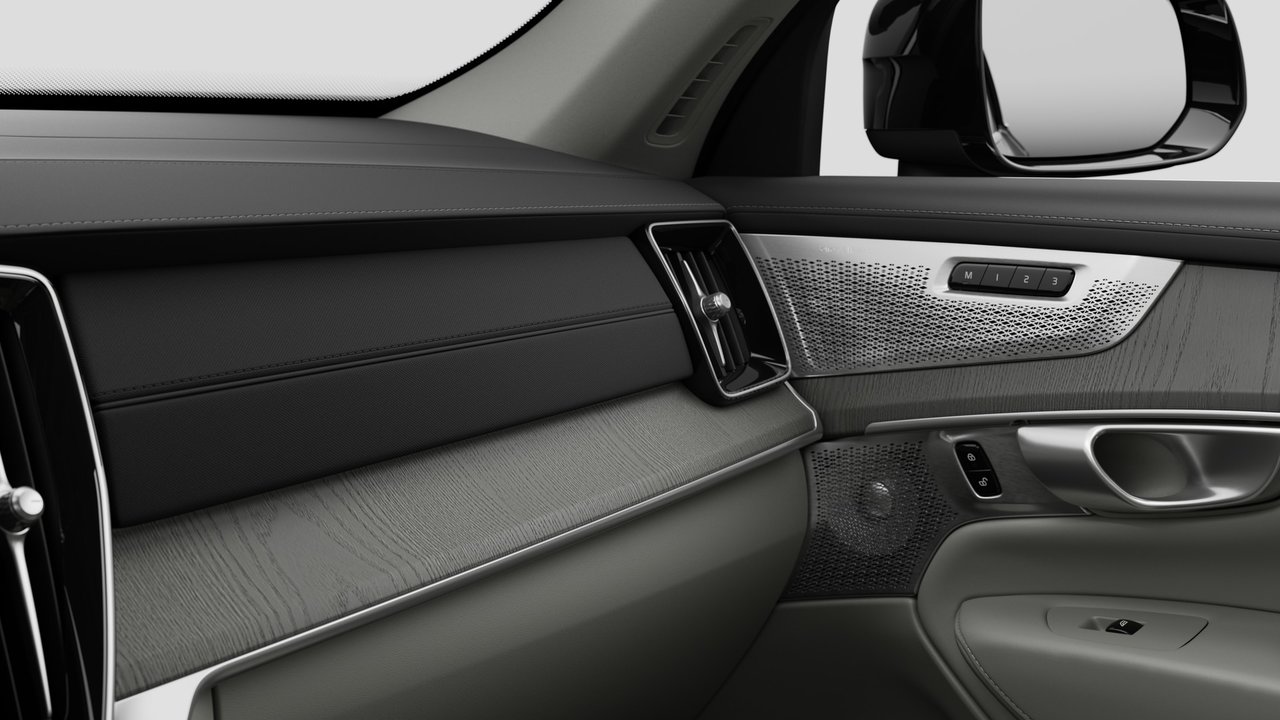 Volvo XC90 Plug-in hybrid Ultra 7-Seater (Bright Theme) 2027-8