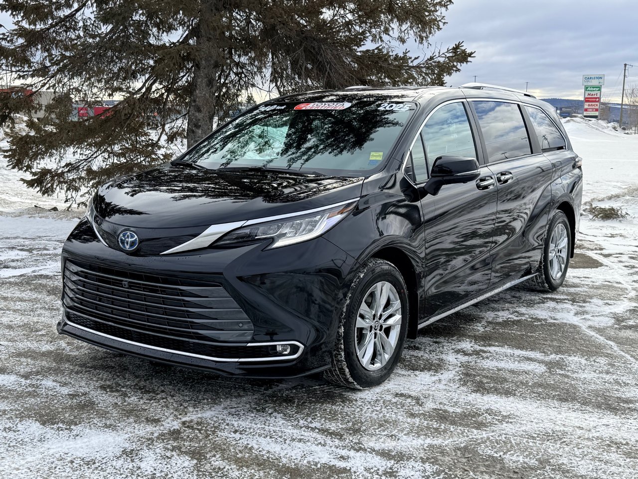 2025 Toyota Sienna Limited 7-Passenger AWD