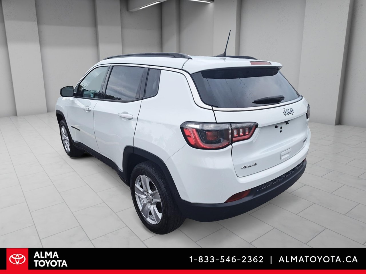 2022 Jeep Compass NORTH 4X4-6