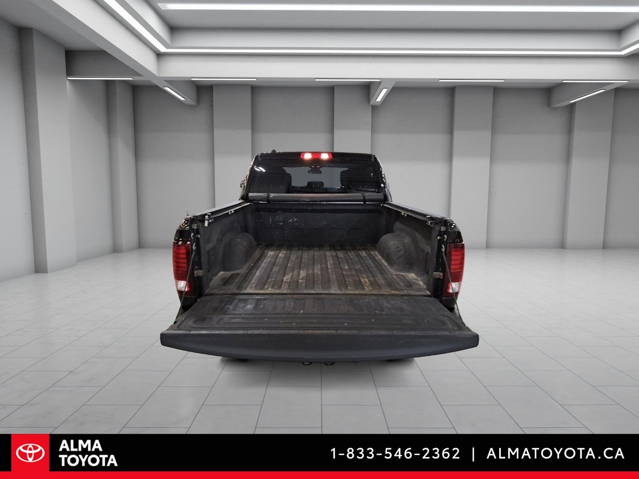 2021 Ram 1500 Classic WARLOCK CREW CAB-12
