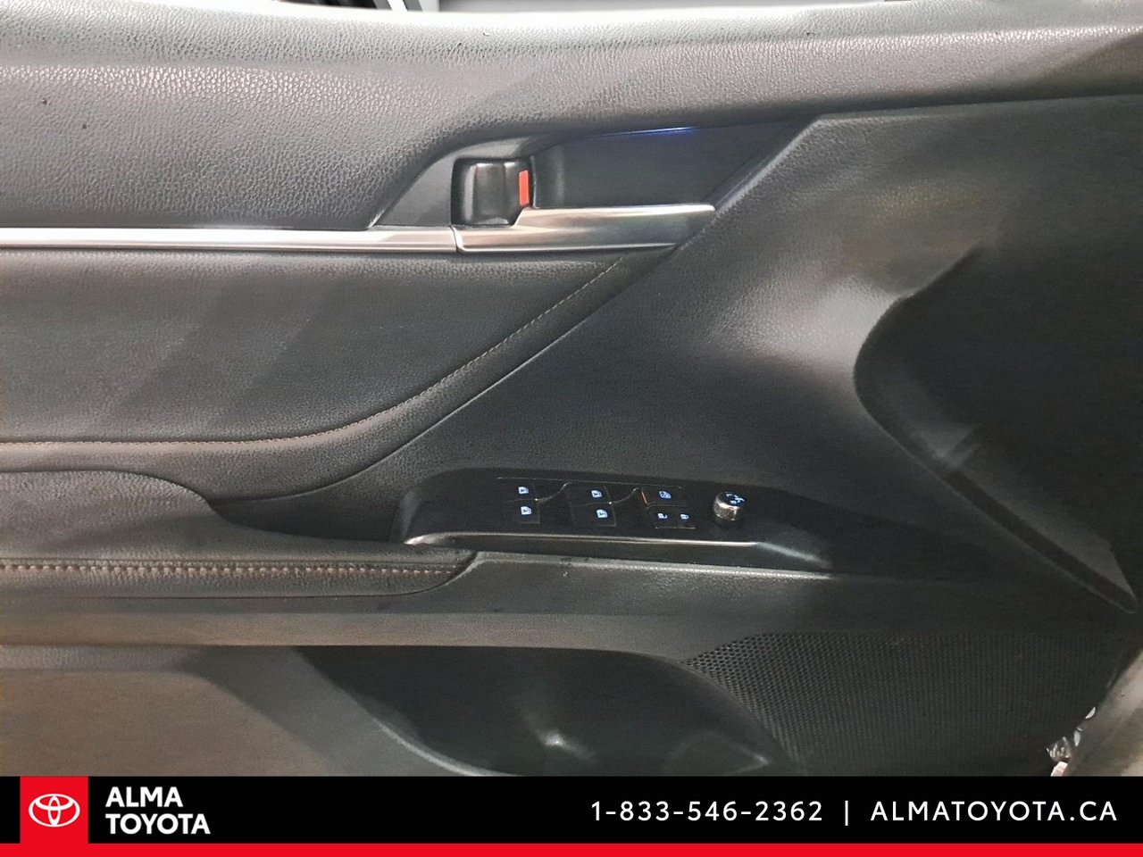 2018 Toyota Camry Hybrid XLE HYBRID-22