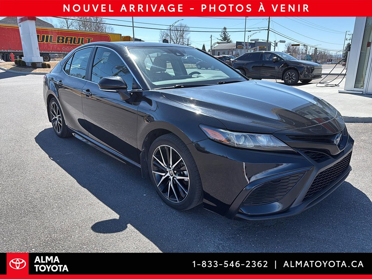 Toyota Camry SE HYBRID 2023-2