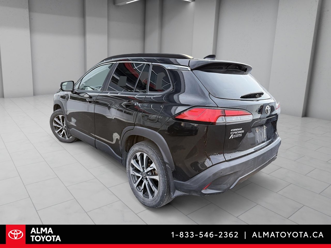 2022 Toyota Corolla Cross XLE AWD-3