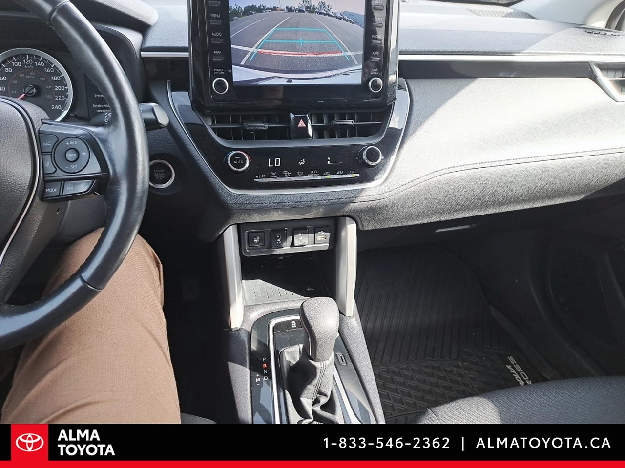 2022 Toyota Corolla Cross LE AWD-12