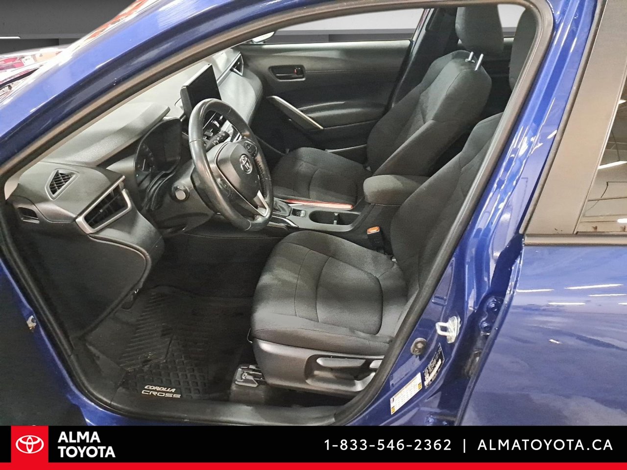 Toyota Corolla Cross LE PREMIUM 2023-10