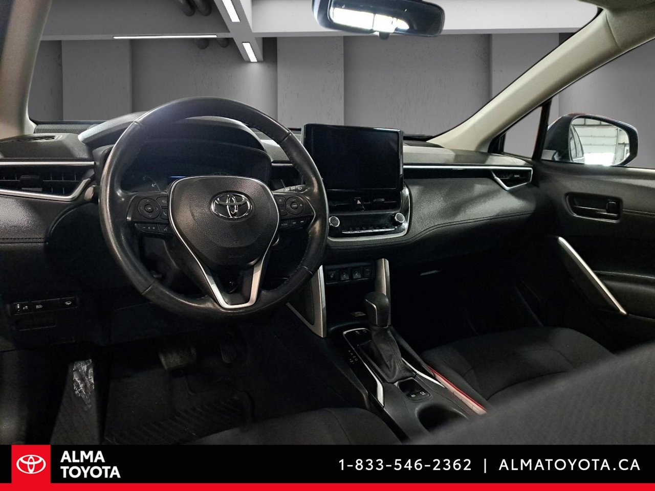 Toyota Corolla Cross LE PREMIUM 2023-12