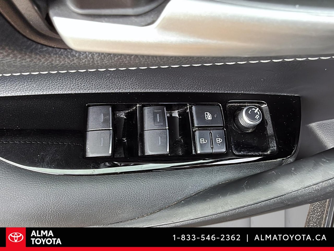 2021 Toyota Corolla Hatchback SE AMÉLIORÉ-12