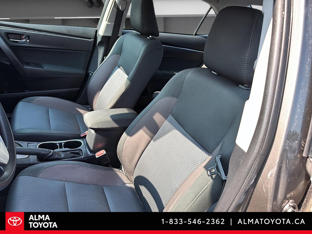 2017 Toyota Corolla LE AUTOMATIQUE-9