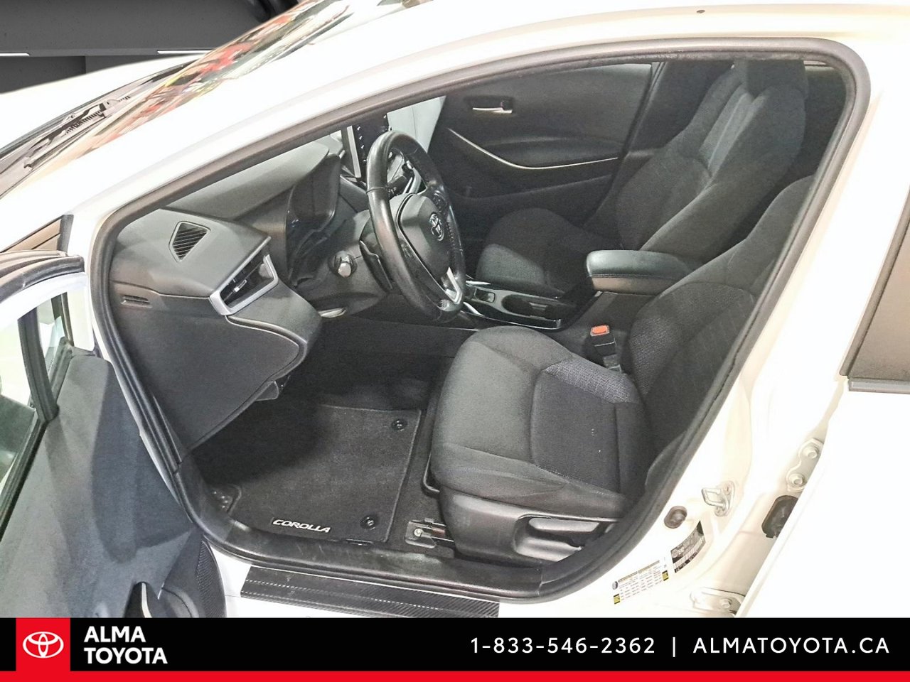 Toyota Corolla SE CVT 2021-9