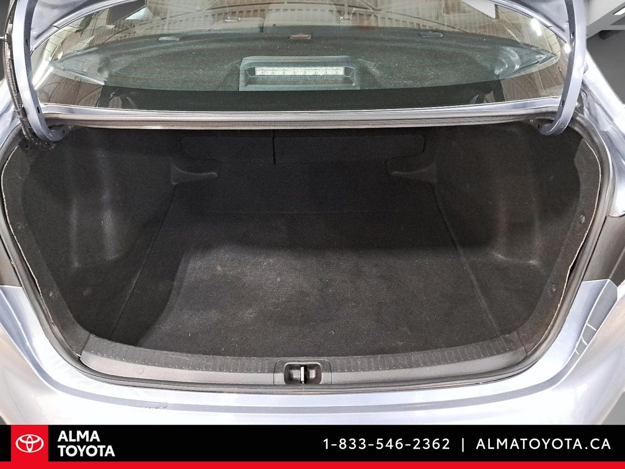 2022 Toyota Corolla LE CVT-12