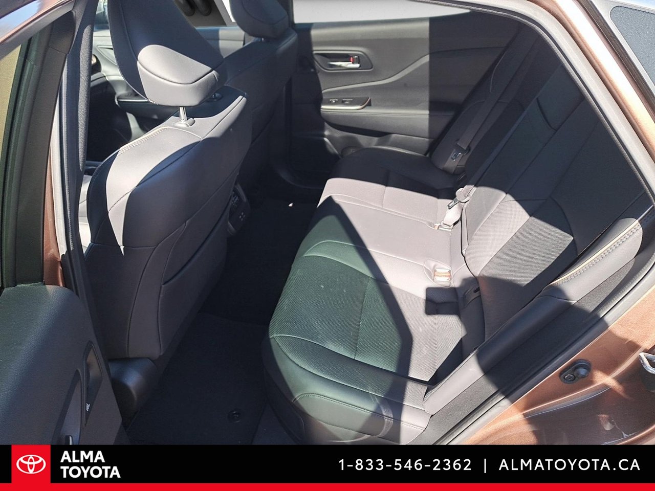 Toyota Crown PLATINUM HYBRID MAX 2023-6