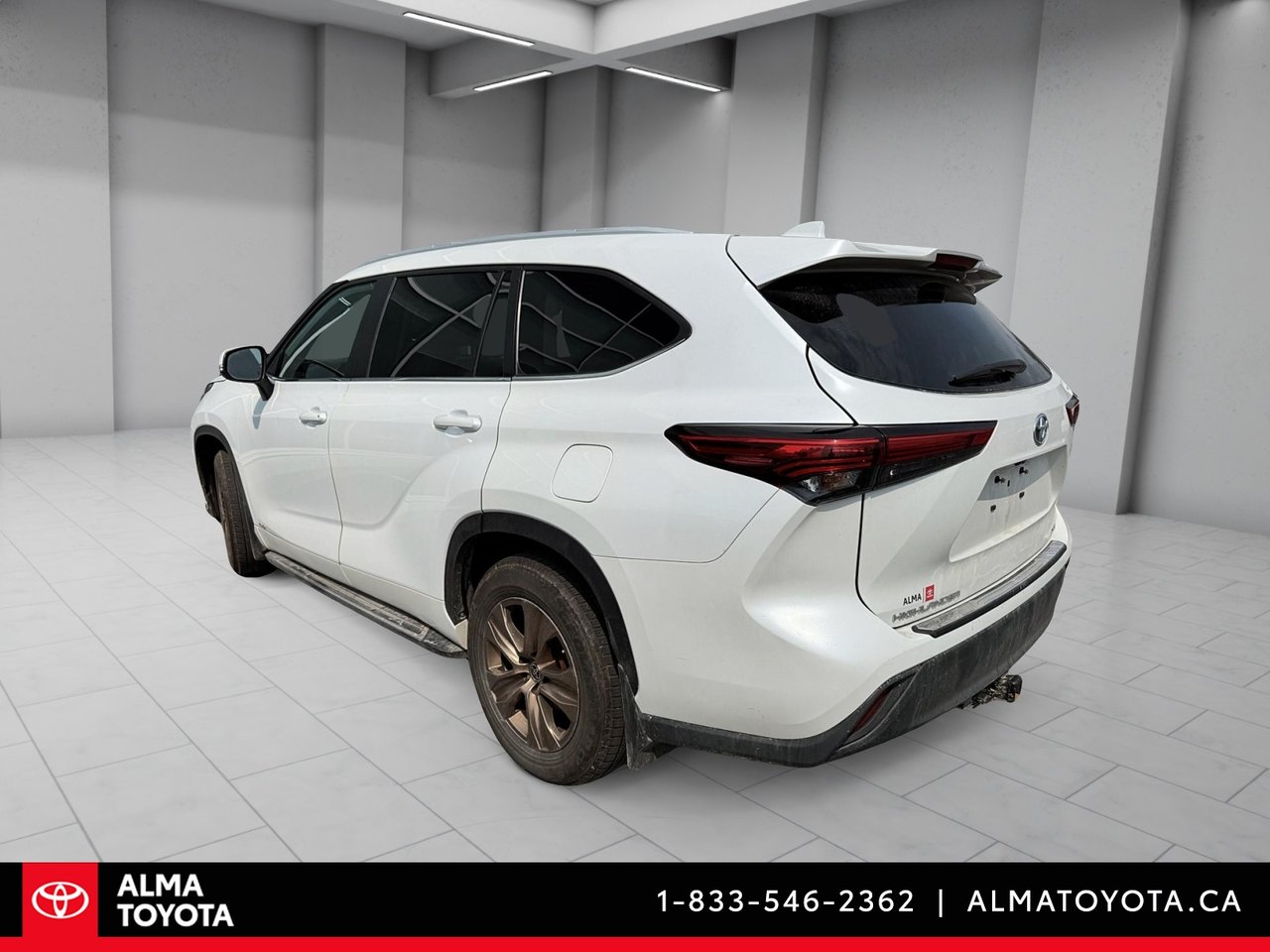2023 Toyota Highlander XLE HYBRID BRONZE EDITION-2