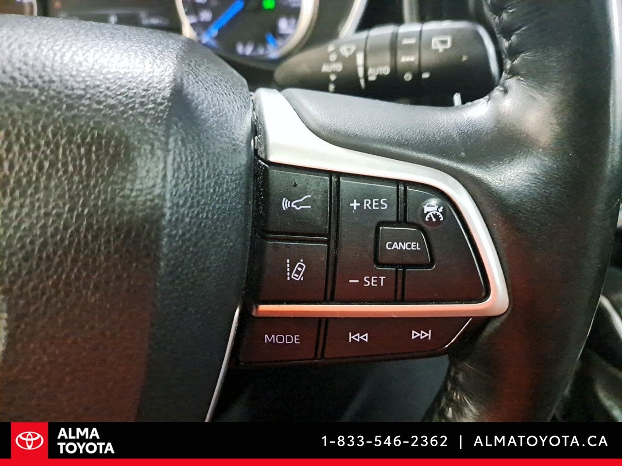 2023 Toyota Highlander XLE HYBRID BRONZE EDITION-19