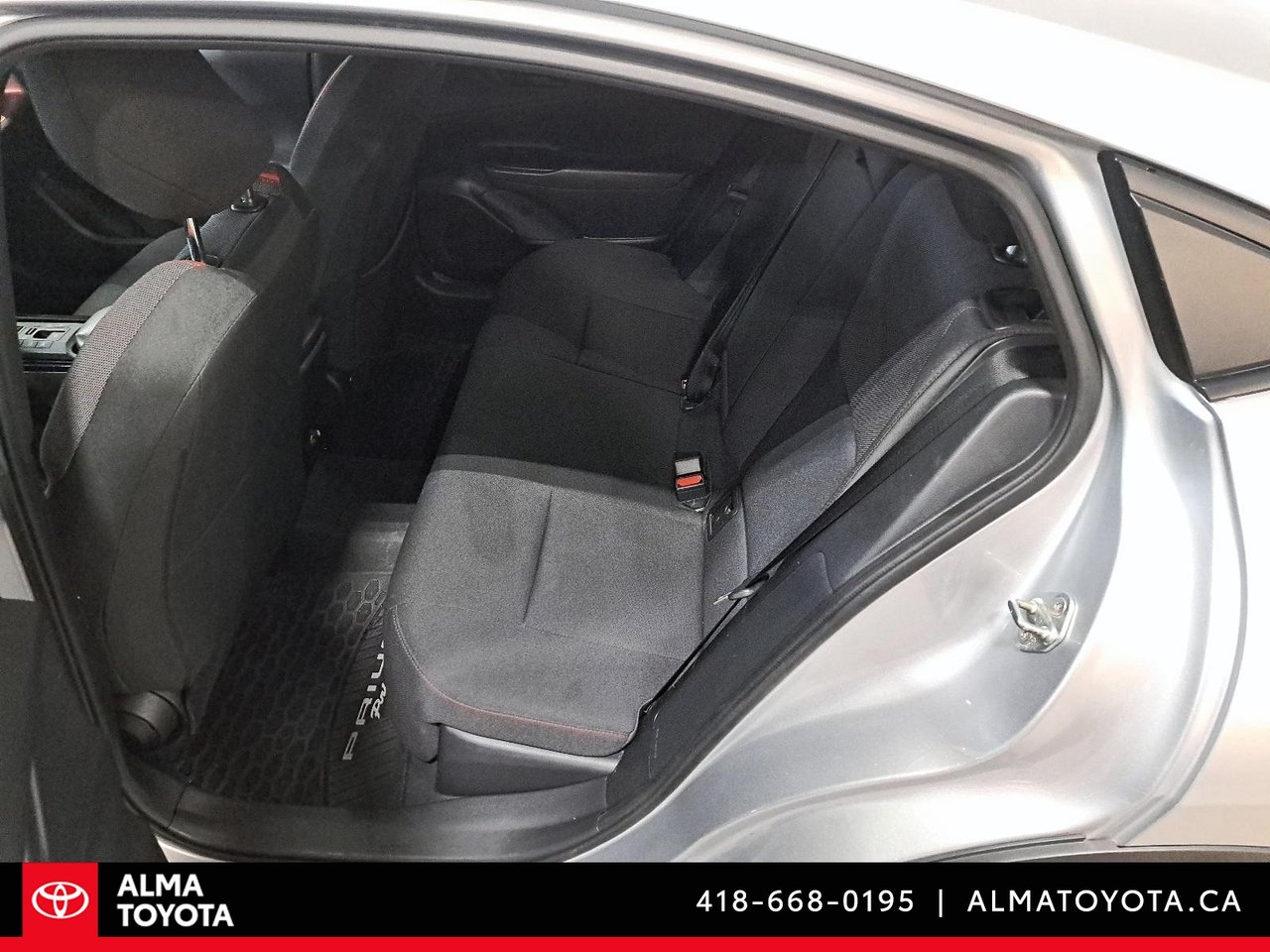 Toyota Prius Prime SE boîte de vitesses automatique 2024-10