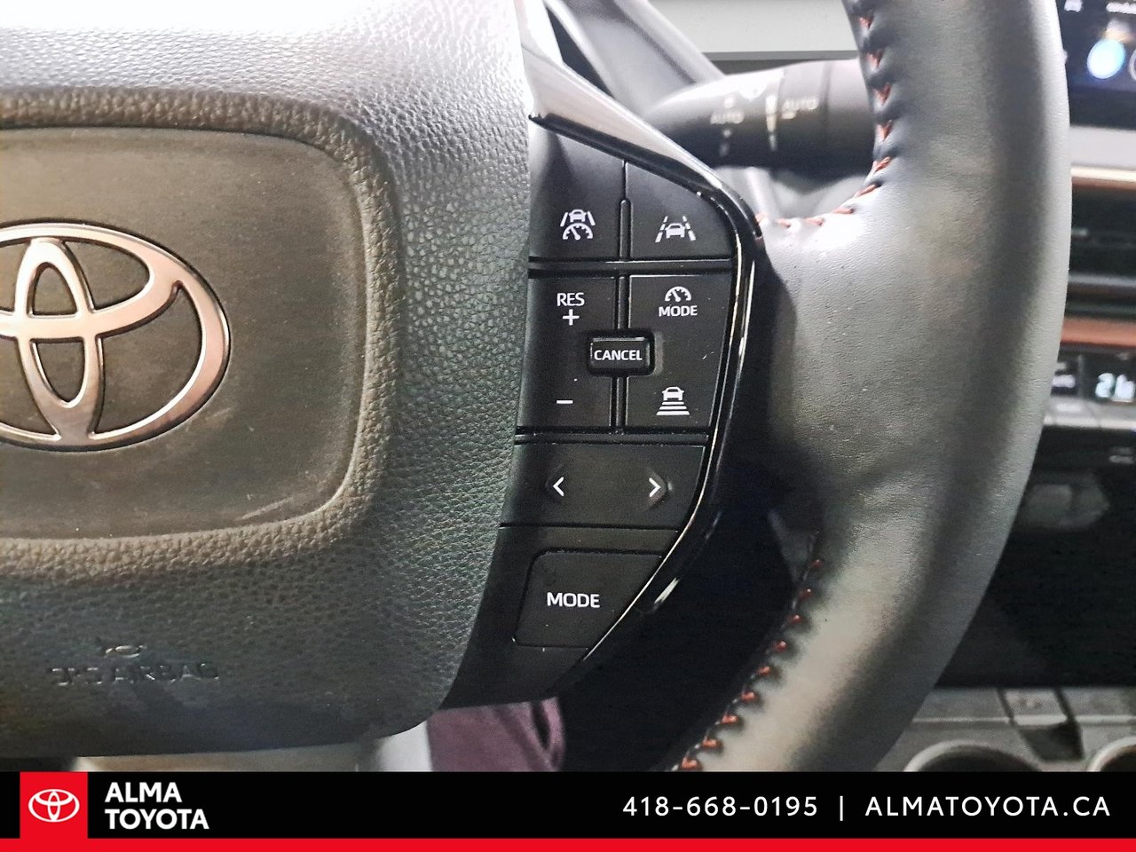 Toyota Prius Prime SE boîte de vitesses automatique 2024-17