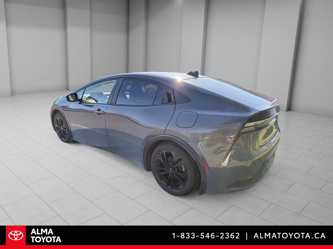 2024 Toyota Prius Prime SE HYBRID-2