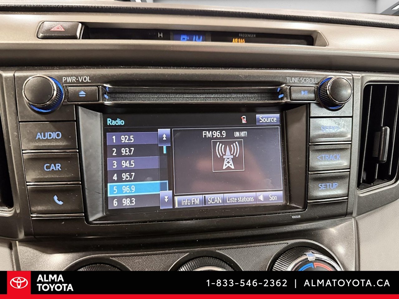 Toyota RAV4 LE AWD 2014-18