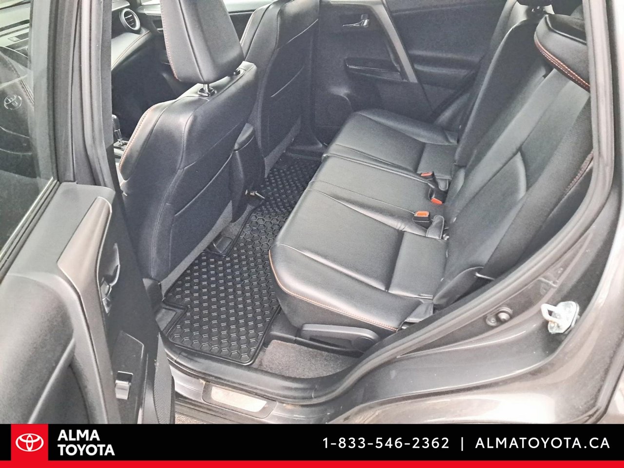Toyota RAV4 SE AWD 2016-11