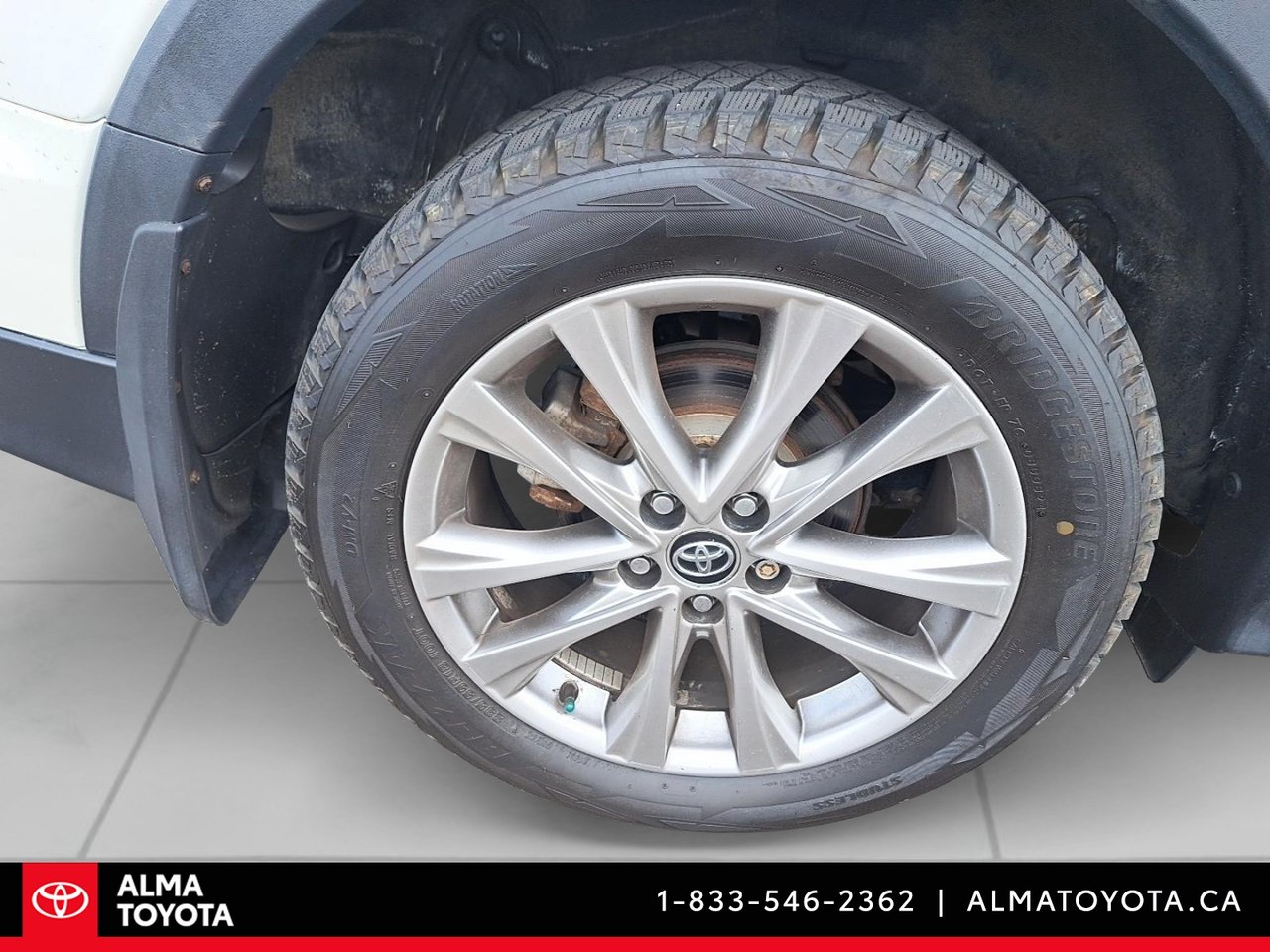 Toyota RAV4 LIMITED AWD 2018-8