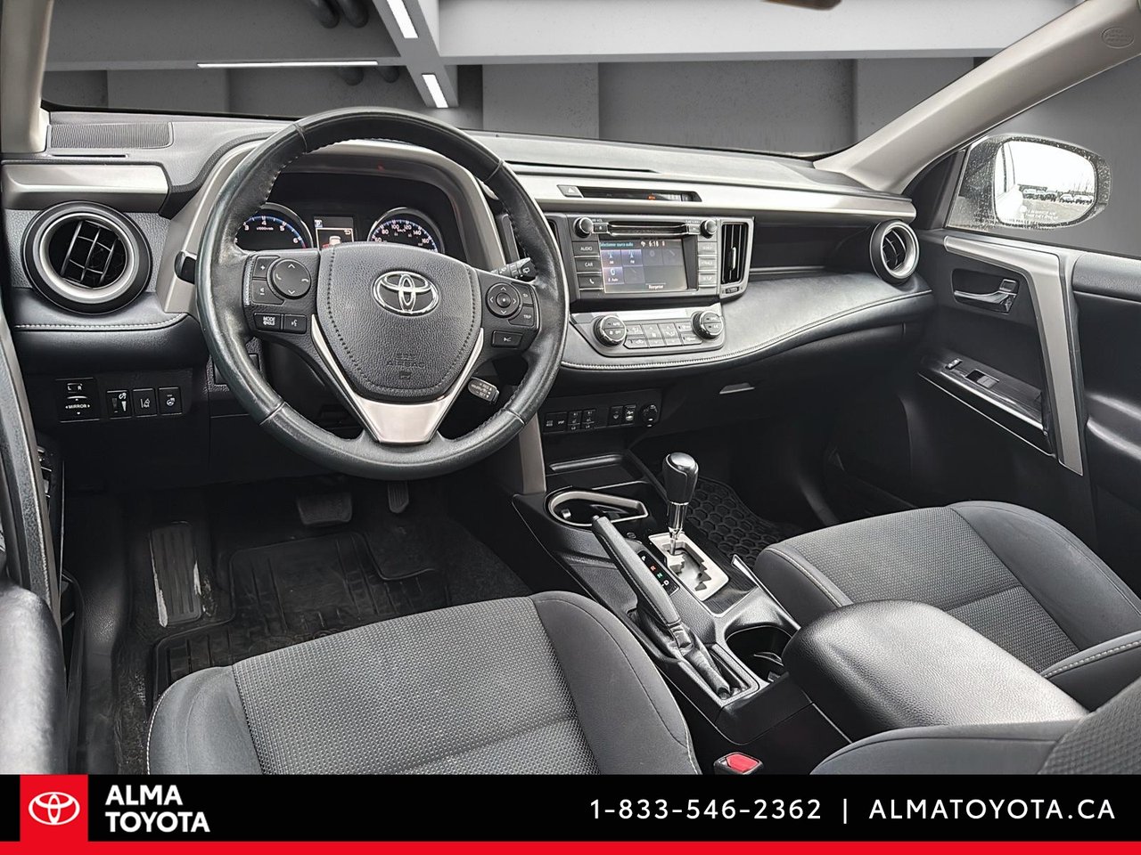 2018 Toyota RAV4 XLE AWD-12