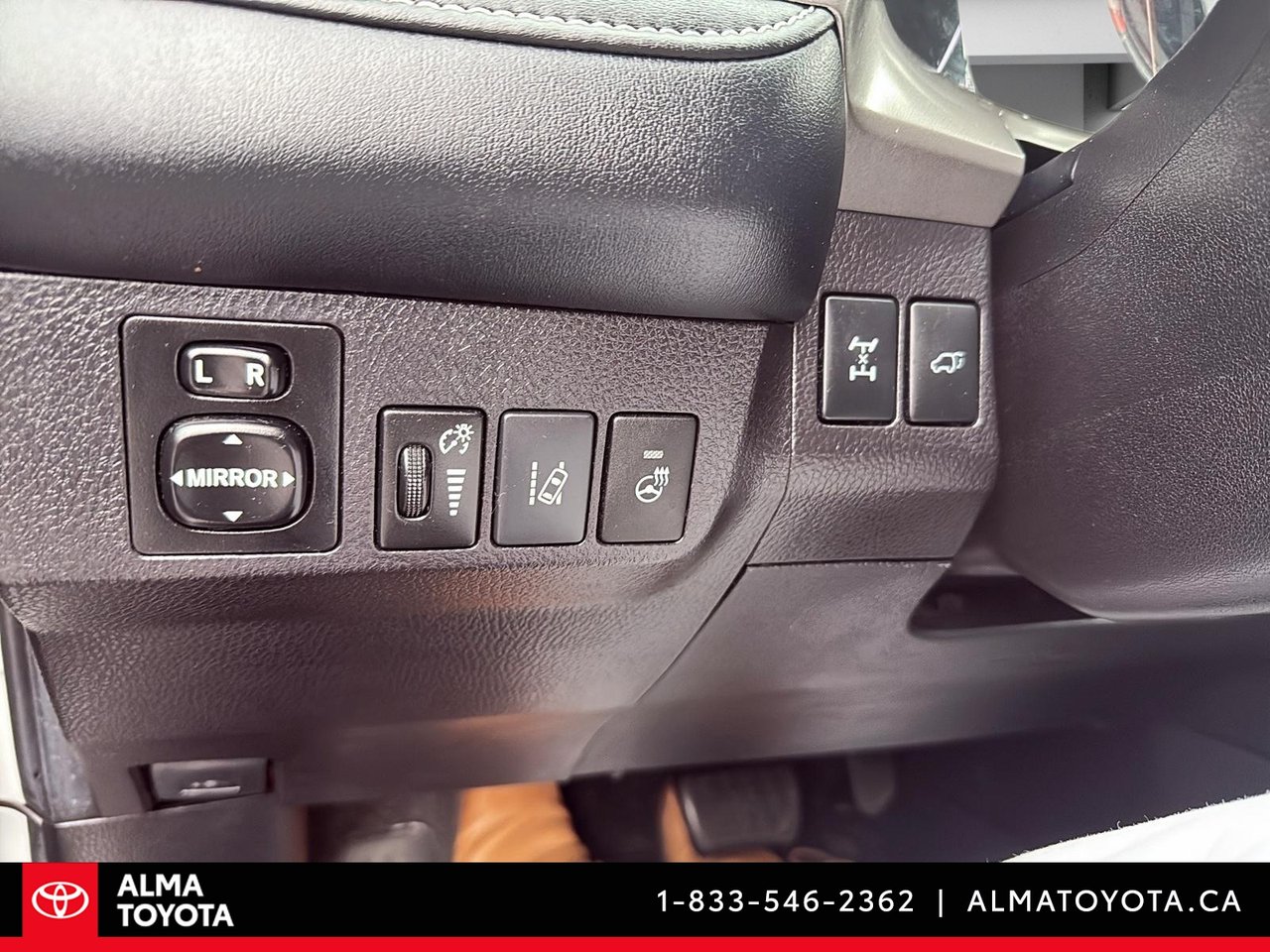 2018 Toyota RAV4 XLE AWD-15