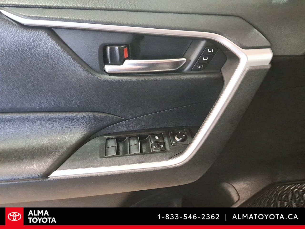 2019 Toyota RAV4 XLE PREMIUM-21