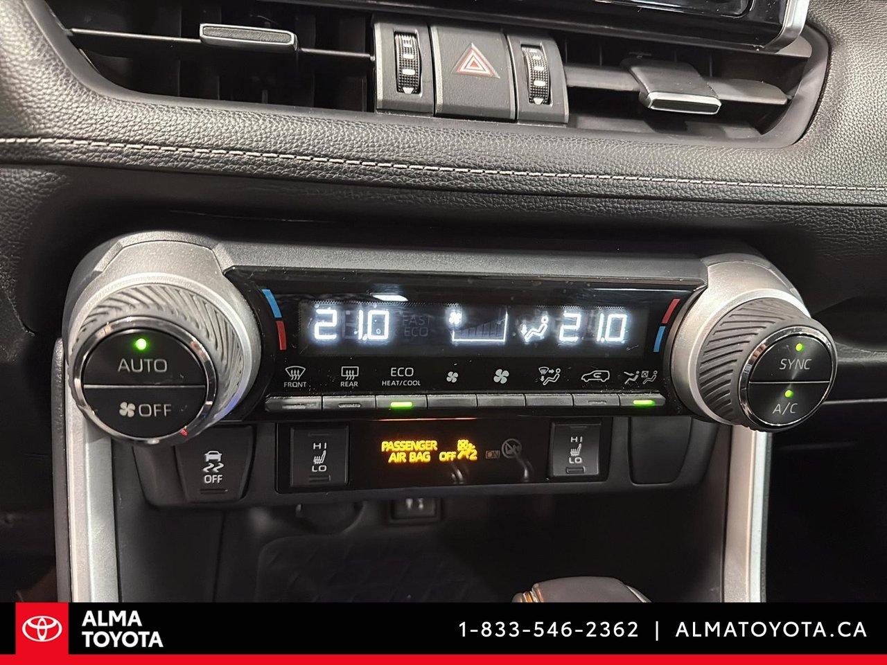 2019 Toyota RAV4 XLE PREMIUM-21