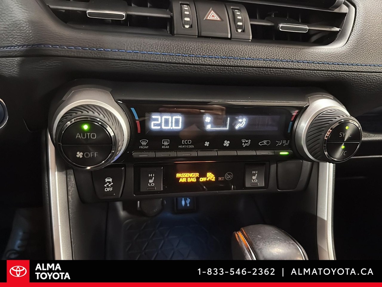 2019 Toyota RAV4 XSE HYBRID AWD-21