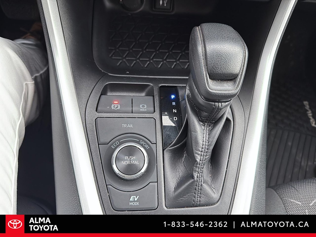Toyota RAV4 XLE HYBRID AWD 2019-22