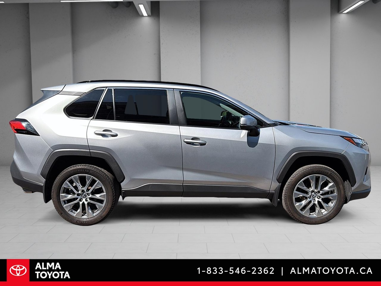 2023 Toyota RAV4 XLE PREMIUM AWD-3