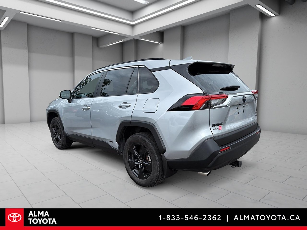 2024 Toyota RAV4 XLE HYBRID AWD-6