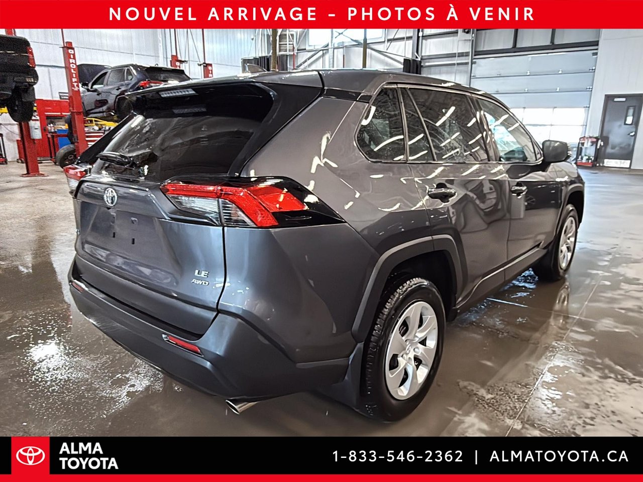 Toyota RAV4 LE AWD 2025-3