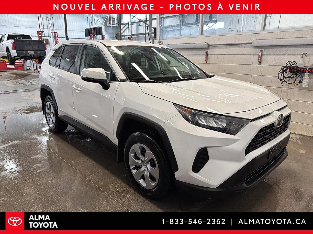 2025 Toyota RAV4 LE AWD-1