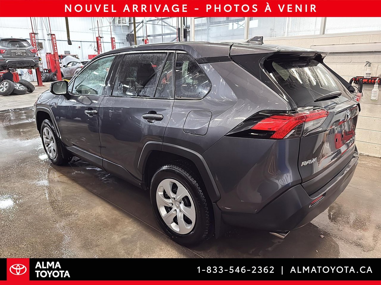 Toyota RAV4 LE AWD 2025-3