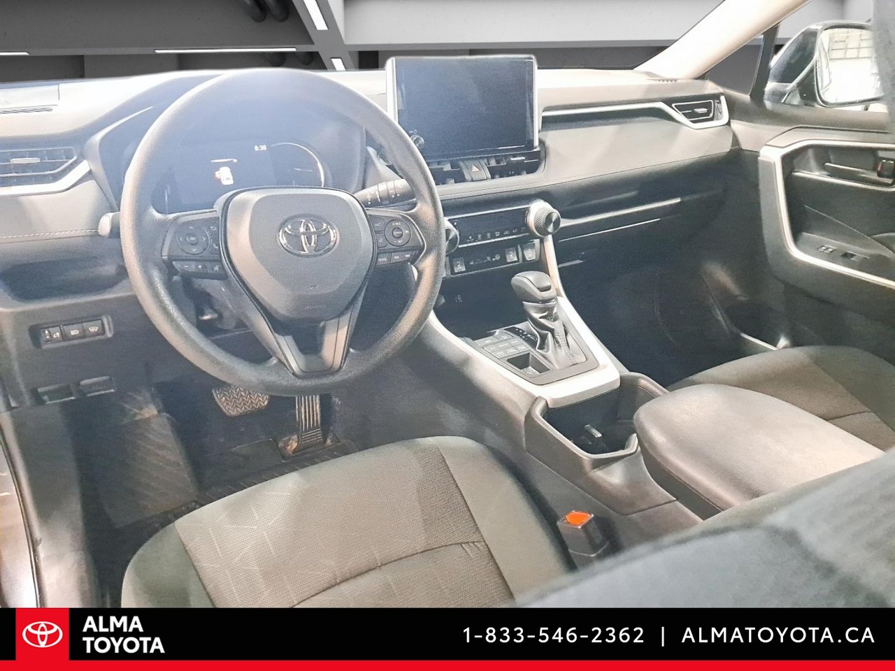 2025 Toyota RAV4 LE AWD-11