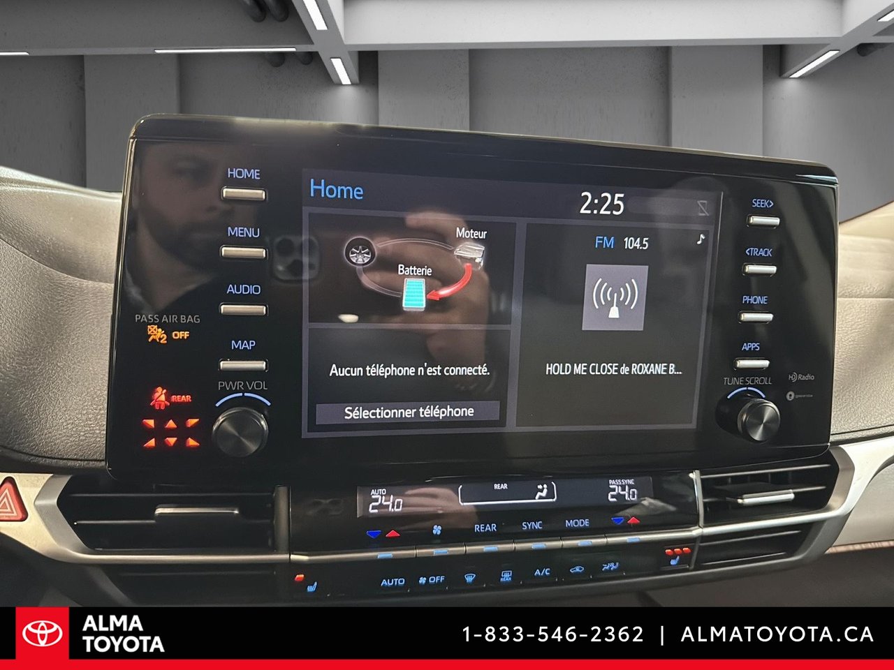 Toyota Sienna LE HYBRID 2021-23