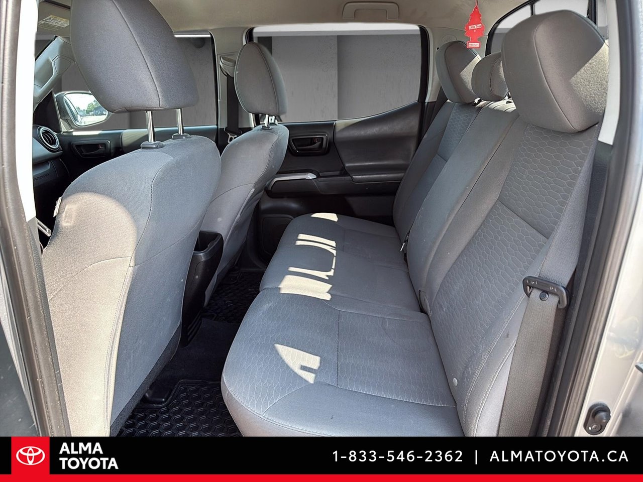 Toyota Tacoma SR5 V6 DOUBLE CAB 2016-10