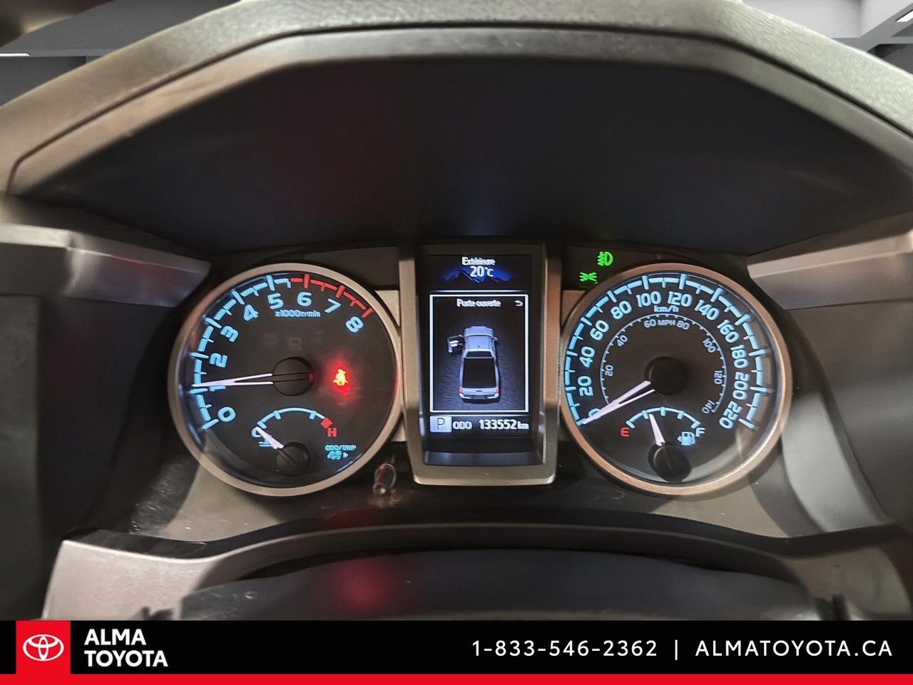 2018 Toyota Tacoma SR5 4X4-20