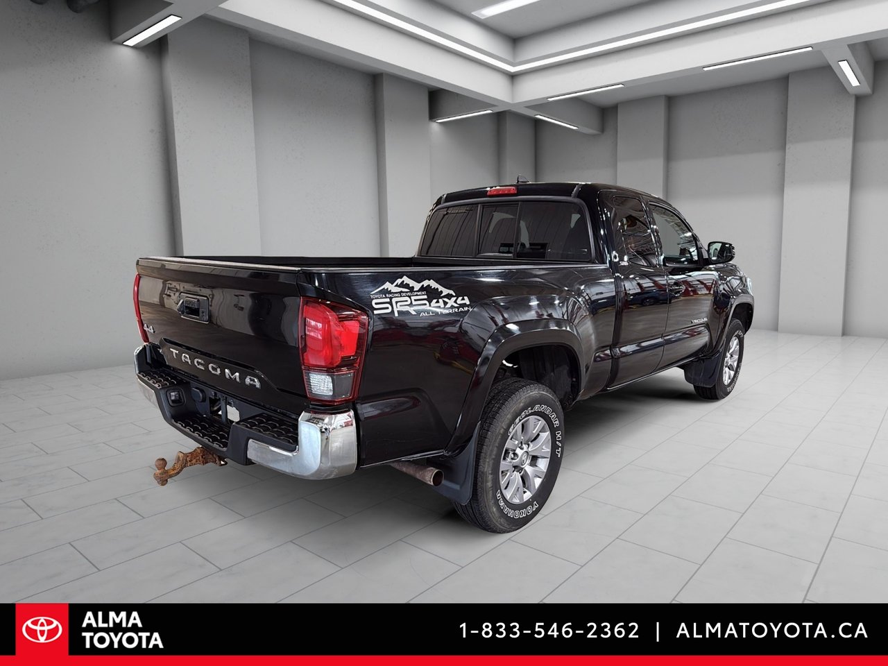 2018 Toyota Tacoma SR5 4X4-4